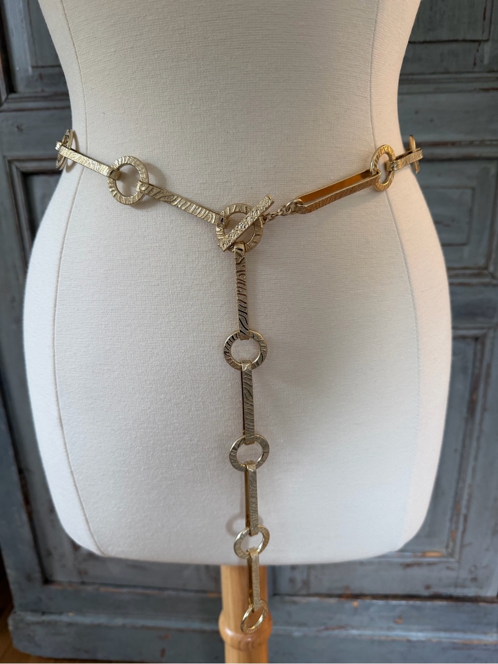 Gold-Tone Link Drop Waist Chain Belt - Women Accessories